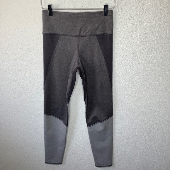 SPLENDID 3 Shades Grey Color Block Leggings Size S - Picture 1 of 11